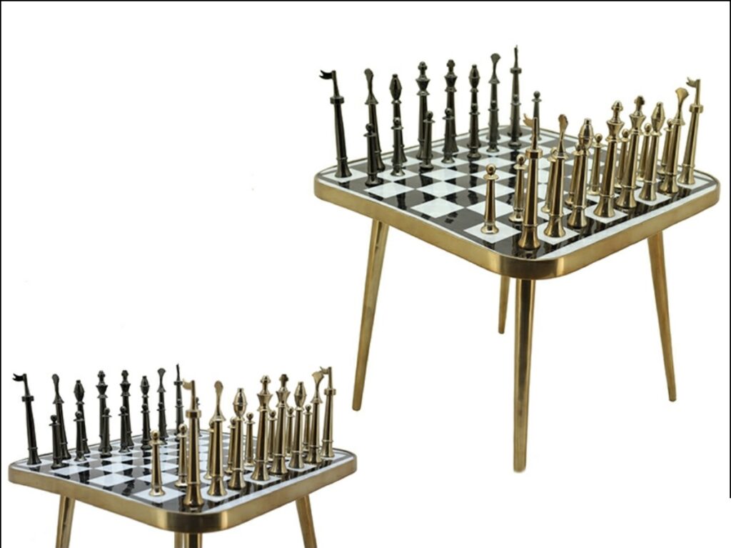 שולחן שחמט +כלים